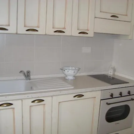 Apartment Old Town Three Bedroom Apartment Asti Mande 1 Split